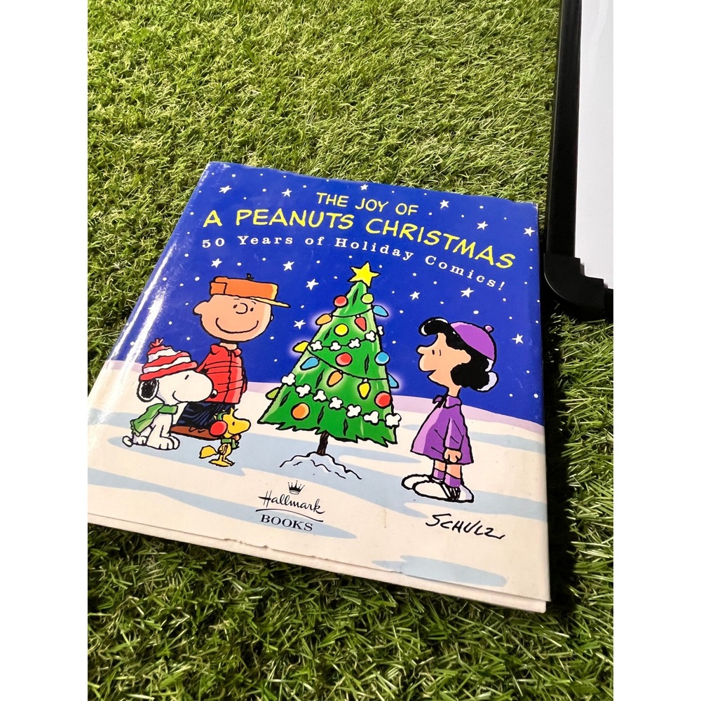 Hallmark The Joy of A Peanuts Christmas 50 Years of Holiday Comics Schulz Book‎